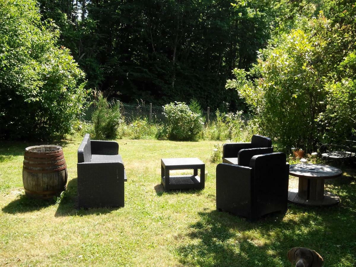 Le Jardin Ombrage Acomodação com café da manhã Saint-Paul-dʼIzeaux Exterior foto